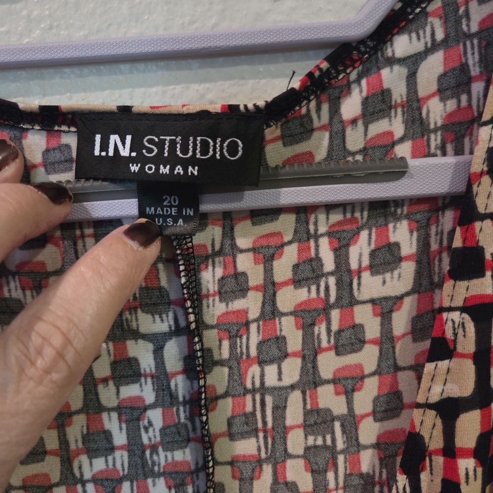 I.N. Studio Red and Black Patterned Midi Mock-wrap dress 3/4 sleeve Size 20W